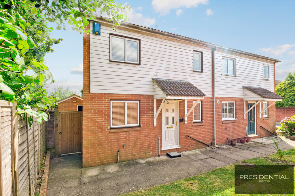 Greenbank Close, Chingford, E4