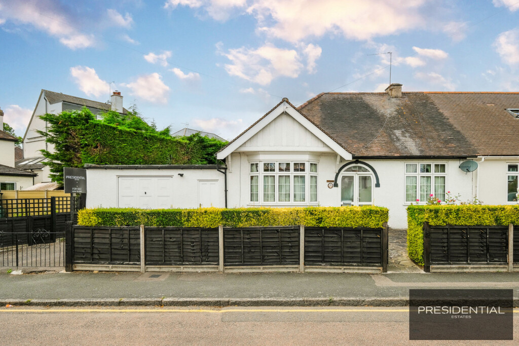 Brooklyn Avenue, Loughton, IG10